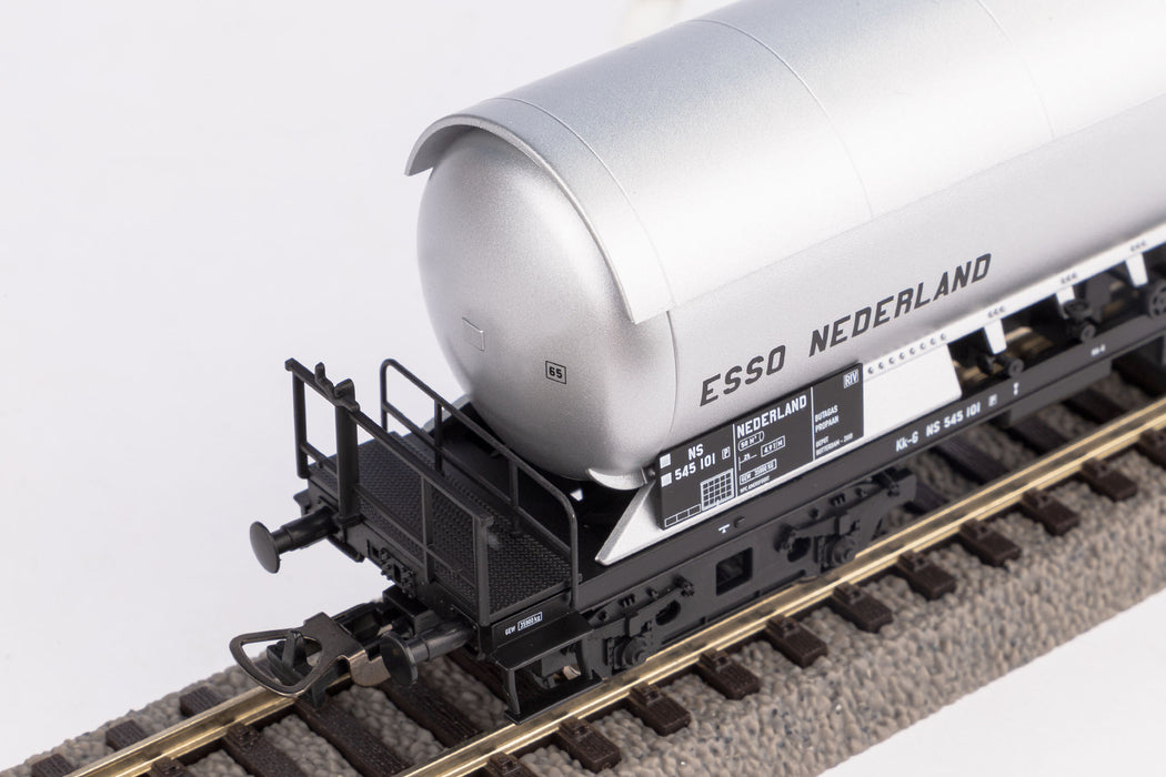 Piko 54538 - LPG-Kesselwagen „Esso Nederland“ – NS – Epoche III