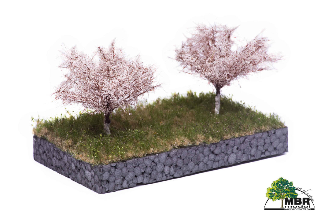 MBR 51-2315 - Appelboom in de Lente - 7cm - 2 Stuks