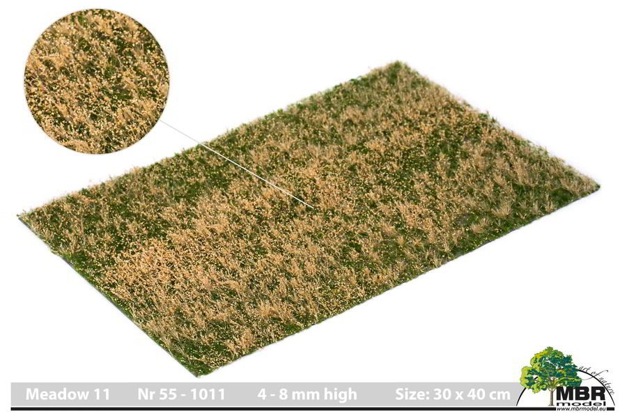 MBR 55-1011 - Realistic Grass Mat - With Bloom - 30x40cm