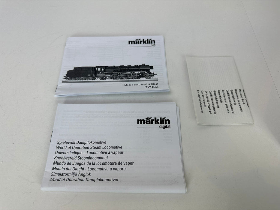 Märklin 37923 - BR 41 - Dampflokomotive mit Tender