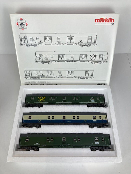 Märklin 41576 – Set of 3 Postal Carriages – "Deutsche Post"