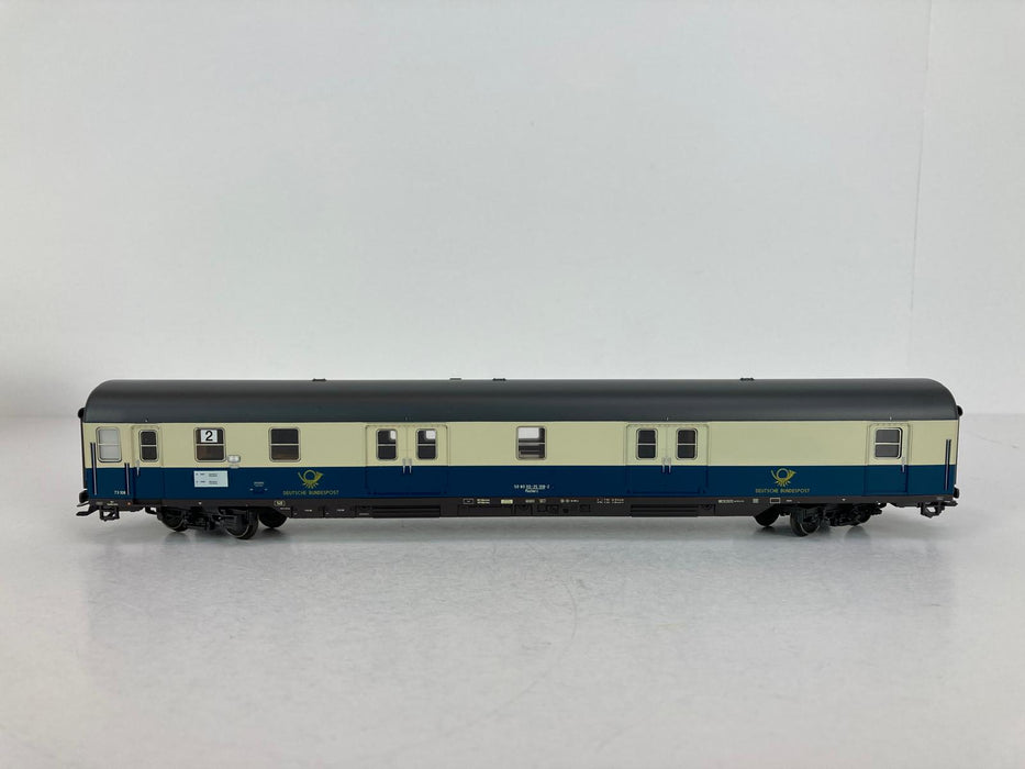 Märklin 41576 – Set of 3 Postal Carriages – "Deutsche Post"