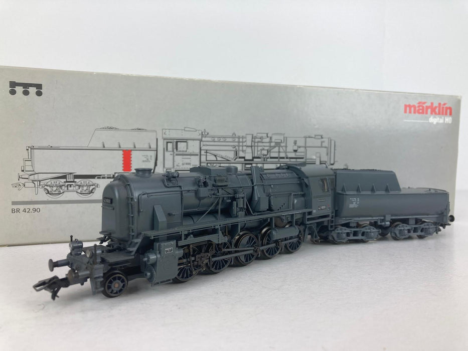 Märklin 39160 – BR 42.90 "Franco-Crosti" – Stoomlocomotief met tender – Grijze uitvoering