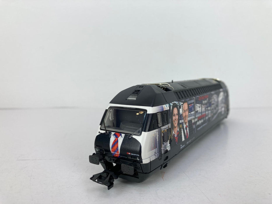 Märklin 37471.002 – SBB Re 460 – „Gemeinsam für Sie unterwegs“ – MFX+ und Sound