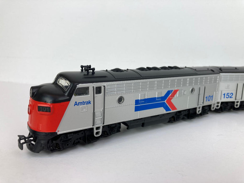 Märklin 37621 - Dreiteiliges F7 EMD „Amtrak“ – USA