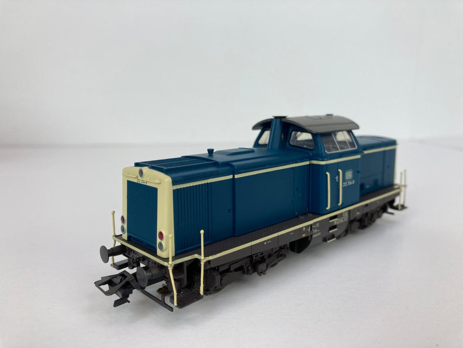 Märklin 39212 - Diesellocomotief BR 212 - Blauw/Beige - MFX+ & Sound