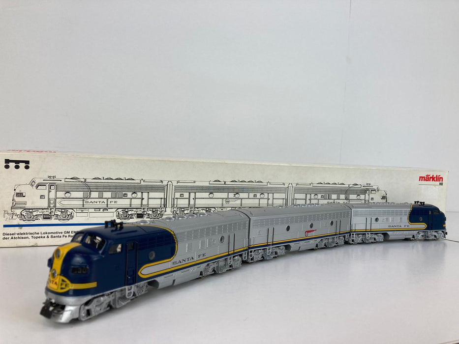 Märklin 3362 - Dreiteiliger F7 EMD „Santa Fe“ Blau/Silber - USA