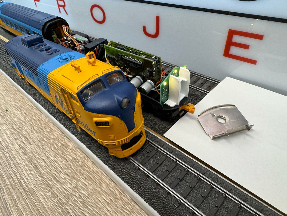 Märklin E238465 - LED-Beleuchtung für F7-Lokomotiven