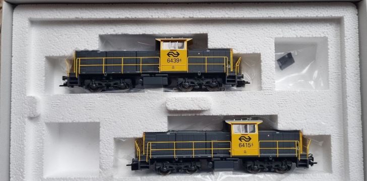 Märklin 37620 - Dubbel set 6400 - NS Geel / Grijs  - MFX