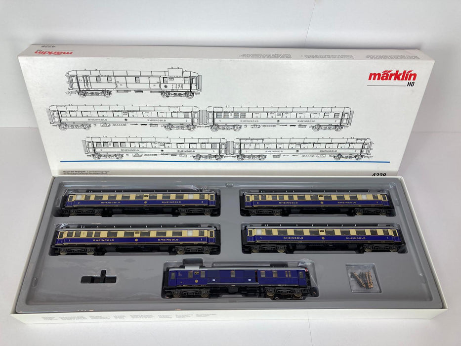Märklin 4228 – 5-delige Passagiersrijtuigenset "Rheingold"