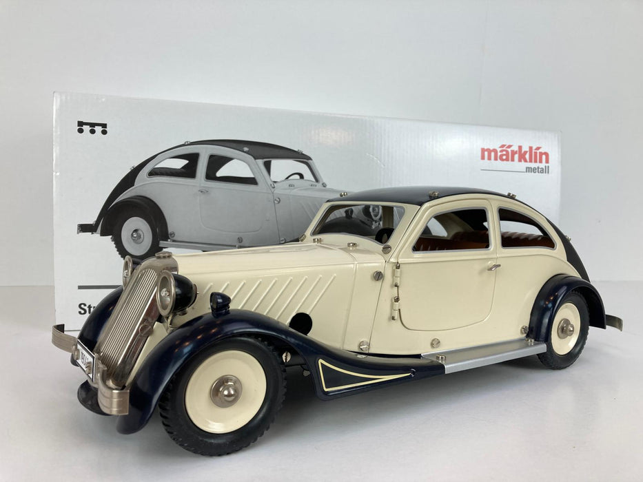 Märklin 19041 - 1:16 Gestroomlijnde Limousine uit de Jaren '30 - Metaal