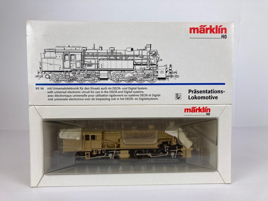 Märklin 34969 – BR 96 “Mallet” Steam Locomotive – Gold – Special Edition