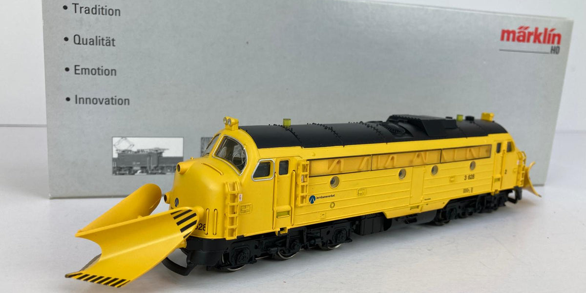 Märklin 37662 – NOHAB Di3 628 from Jernbaneverket (NSB