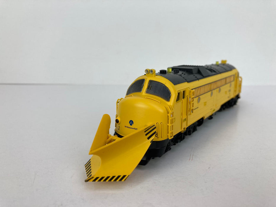 Märklin 37662 – NOHAB Di3 628 from Jernbaneverket (NSB) – Snowplows