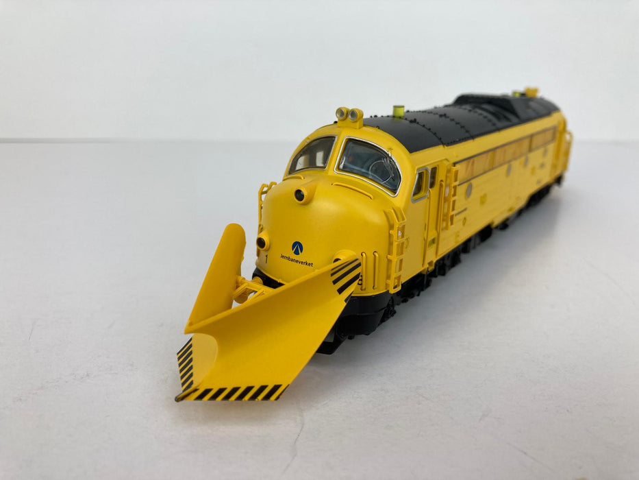 Märklin 37662 – NOHAB Di3 628 from Jernbaneverket (NSB) – Snowplows