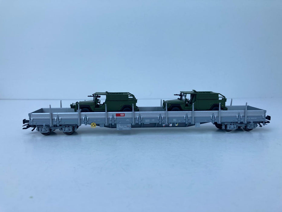 Märklin 47068 - Low-sided wagon Res with cars - Swiss Army