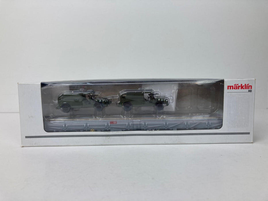 Märklin 47068 - Low-sided wagon Res with cars - Swiss Army