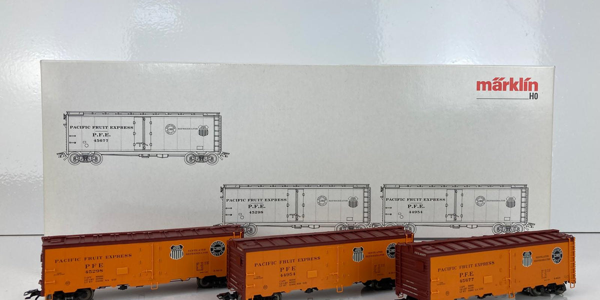 Märklin 45680 - 3 x American Boxcars - 