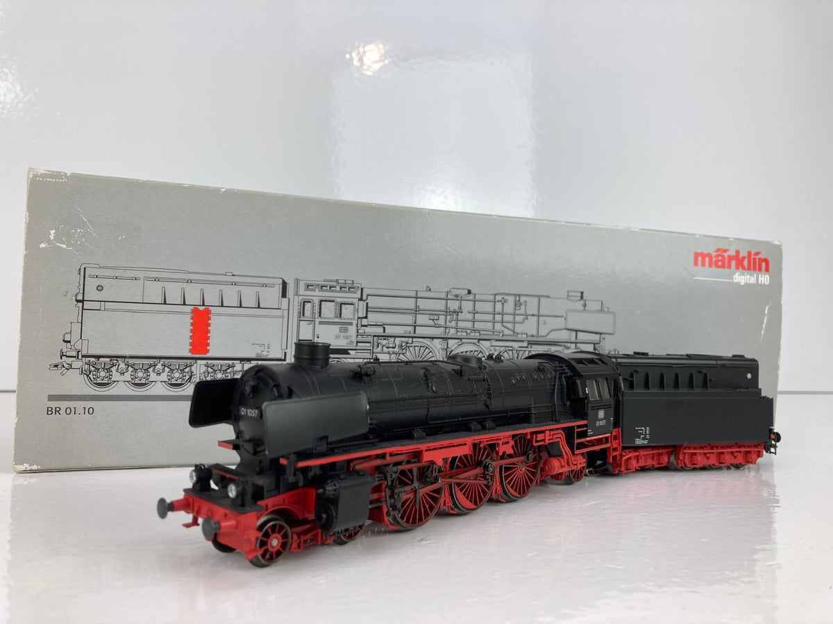 Märklin メルクリン デジタル 39173 BR 103.1　新品・未使用 Märklin 39103 - BR 01.10 DB - Steam locomotive with oil tender