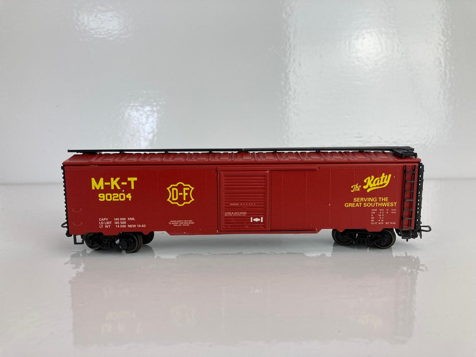 Märklin 4579 - 2 x Amerikaanse Boxcars - "Texas and Pacific" (T&P)