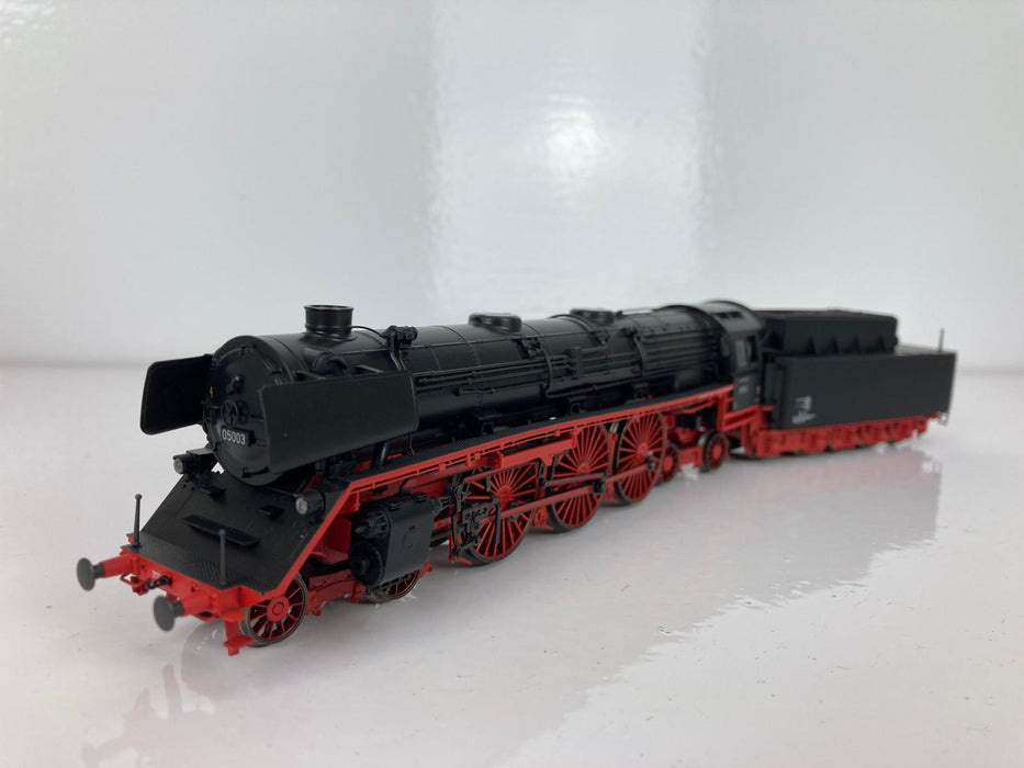 Märklin 39050 - BR 05 DB - Lange Stoomlocomotief met Tender - MHI