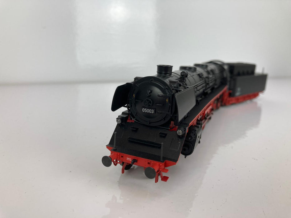 Märklin 39050 - BR 05 DB - Lange Stoomlocomotief met Tender - MHI