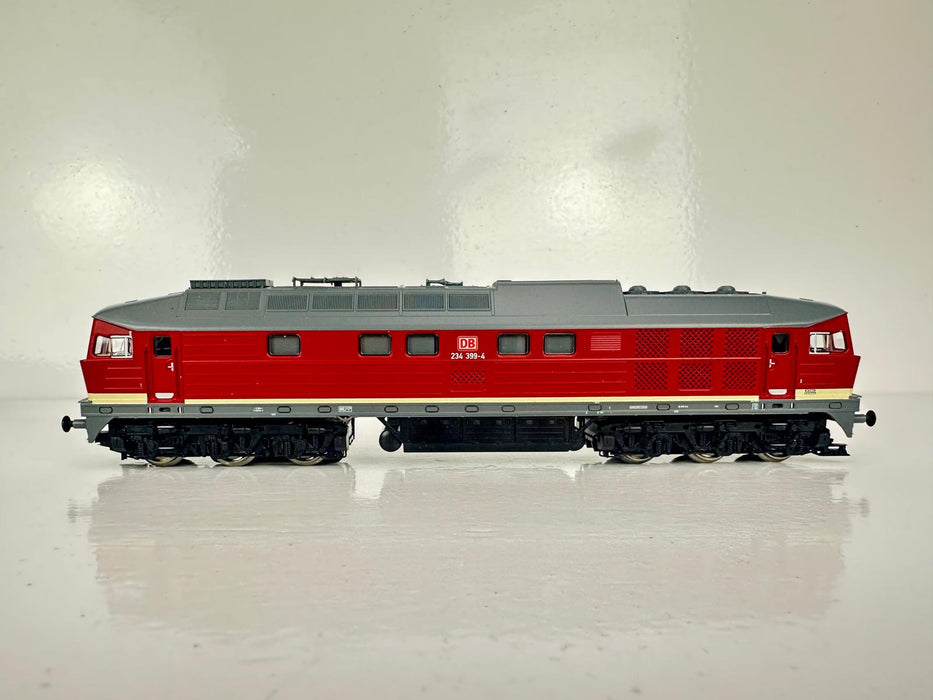 Roco 7310094 – Diesel locomotief - BR 234 "Ludmilla" - DB - AC Wisselstroom