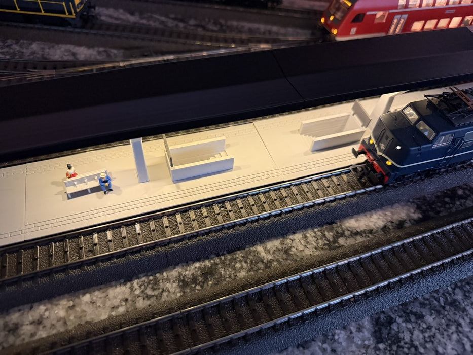 H0 - Märklin C-Rails - Modulair Station - V-Dak - 302mm (Faller Afmeting)