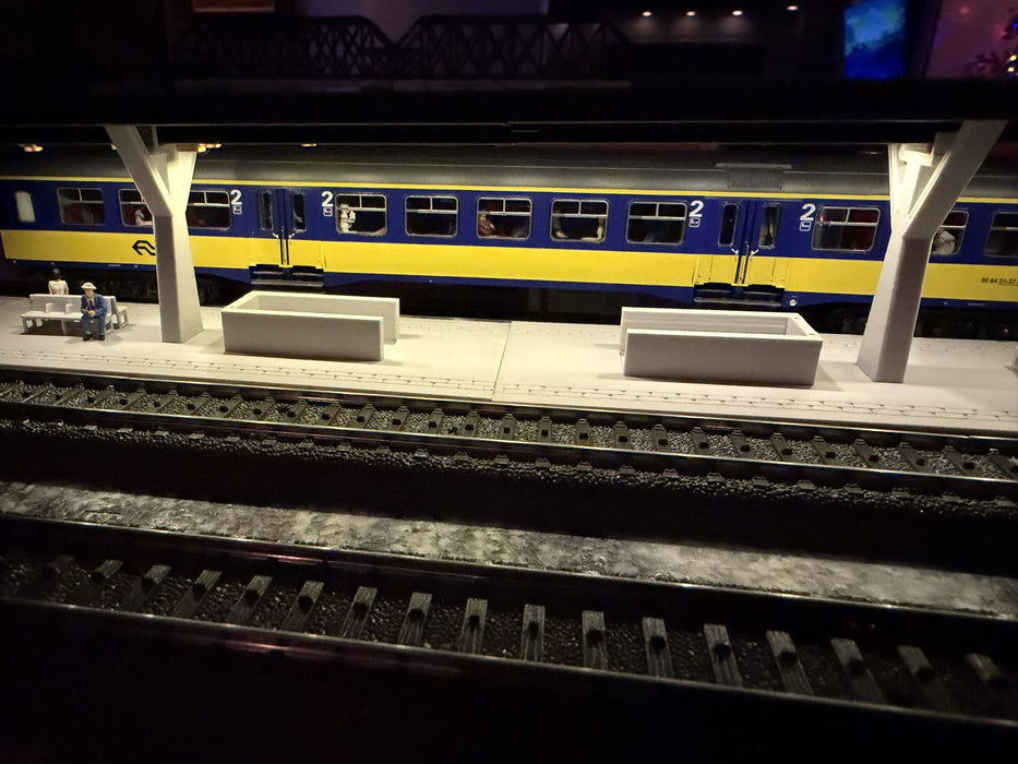 H0 - Märklin C-Rails - Modulair Station - V-Dak - 302mm (Faller Afmeting)